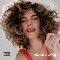 Cyn Releases Debut EP, MOOD SWING Photo