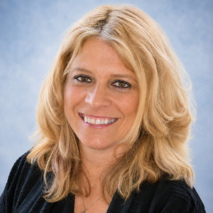 Carbonell Awards Names Michelle F. Solomon as Recipient of Charlie Cinnamon Award Photo
