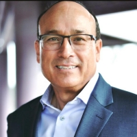 Stephen Baker Named Director of Marketing for Sarasota Opera
