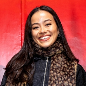 Hannah Yun Chamberlain Gives Us the Backstage Scoop at SUNSET BOULEVARD Photo