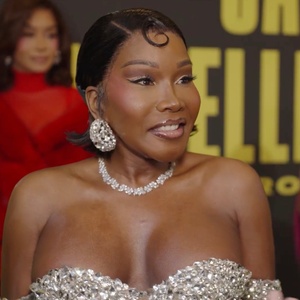 Video: A Jellicle Cast Comes Out to Celebrate Opening Night of CATS: THE JELLICLE BALL Photo