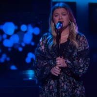 VIDEO: Kelly Clarkson Covers 'If The World Was Ending' Video