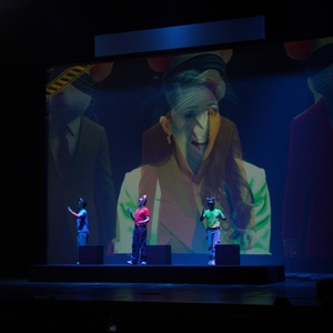 Review: The Harrowing Autopsy of the ‘98 Tragedy in PLUNGE by Teater Tetas Photo