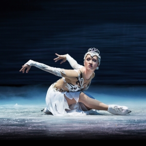 SWAN LAKE ON ICE Returns to Australia in 2025 Photo