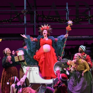 Review: A CHRISTMAS CAROL at Trinity Repertory Company Photo