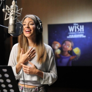 VÍDEO: Ana Guerra interpreta el tema principal de WISH Photo