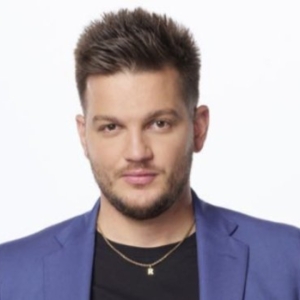 THE VOICE's Hayden Grove, NFL’s Jack Crawford and More to Join CRACKED OPEN Talkbac Photo