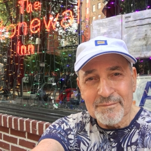 Interview: Bob Simonello Dishes on ON MY WAY at Green Room 42 Interview