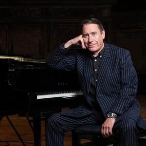 Jools Holland and His Rhythm & Blues Orchestra to Play Autumn Tour Photo