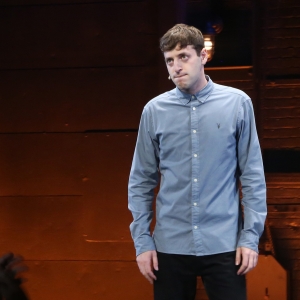 ALEX EDELMAN: JUST FOR US Plays Final Broadway Performance Video
