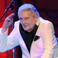 Jerry Lee Lewis To Be Inducted Into the County Music Hall of Fame Photo