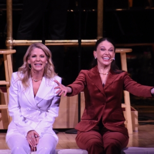 Photos: Kelli O'Hara and Sutton Foster Share the Stage with The New York Pops at Carn Video