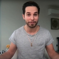 VIDEO: Skylar Astin & Kelly Clarkson Agree 'A Moment Like This' Is Difficult To Sing Video