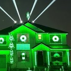 Video: WICKED Holiday Light Show Illuminates Utah Home Photo