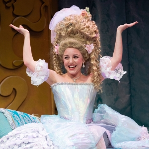 Photos: MARIE ANTOINETTE At Actor's Express Photo