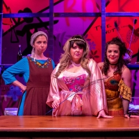 BWW Review: DESDEMONA: A PLAY ABOUT A HANDKERCHIEF at We Happy Few