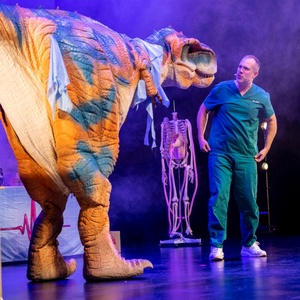 Review: OPERATION OUCH: QUEST FOR THE JURASSIC FART!, Southbank Centre Photo