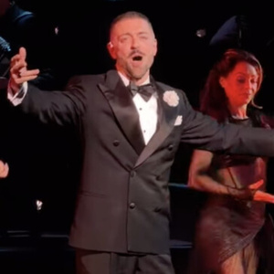 Video: Watch Matteo Lane Perform 'Razzle Dazzle' in CHICAGO on Broadway