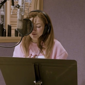 Video: Kimiko Glenn and Philip Labes Sing 'Liberal Love' From GOOD GUY WITH A GUN! Photo