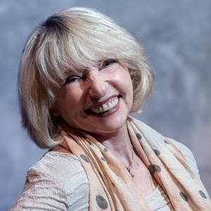 Semina DeLaurentis Returns to Star in NUNSENSE at Legacy Theatre Photo