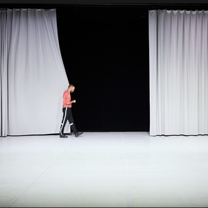 REVIEW: The Festival d'Avignon Presents BÂTIR By Salim Djaferi and Clément Papachristou