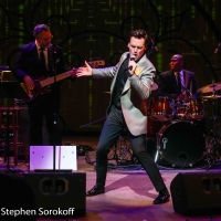 Photos: Erich Bergen Rings in the New Year at the Wick Theatre Photo