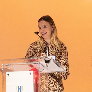 Student Blog: Preparing for Life without a Syllabus - Goals and Mindsets for a Senior Photo