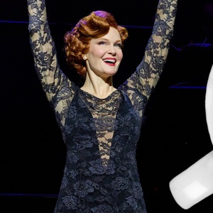Wake Up With BroadwayWorld December 19, 2025