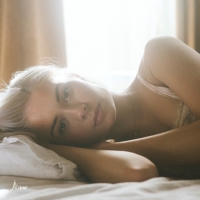 Nina Nesbitt Releases New Album 'Älskar' Photo