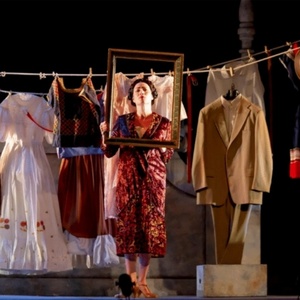 Review: FRIDA...A SELF PORTRAIT at Milwaukee Repertory Theater Photo
