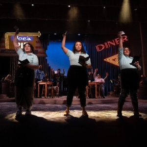 Review: WAITRESS at Omaha Community Playhouse Photo