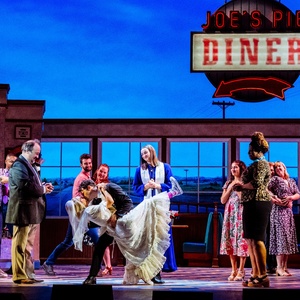 WAITRESS, SIX and More Set for 26-27 Ameren Illinois Broadway in Peoria Season Photo