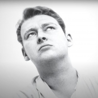 VIDEO: CBS SUNDAY MORNING on the Life of Stage and Screen Director Mike Nichols Video