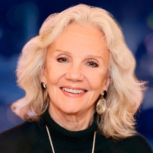 Hayley Mills, Fiona Glascot, & More Join Netflix's THE AGE OF INNOCENCE Series Photo