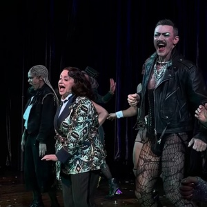 Video: THE ROCKY HORROR SHOW Does the 'Time Warp' On Opening Night