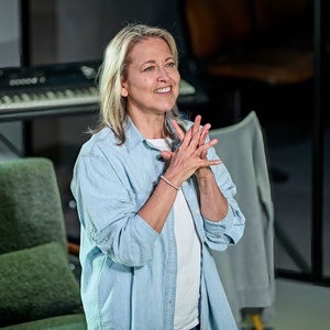 Review: THE UNBELIEVERS, Starring Nicola Walker Photo