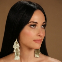 Kacey Musgraves with Willie Nelson, Blake Shelton, and More Announced to Perform on…
