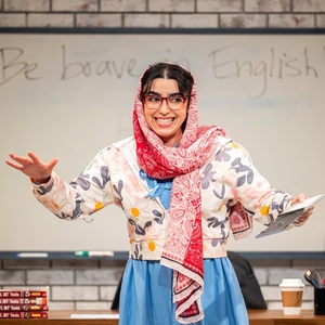 Video/Photos: Pulitzer Prize-Winner ENGLISH At Alley Theatre Video