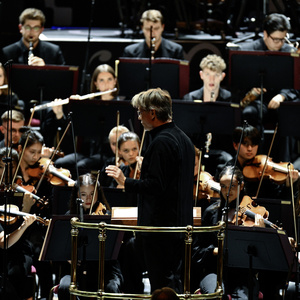 Review: BBC PROMS: SALONEN CONDUCTS 20TH-CENTURY CLASSICS, Royal Albert Hall