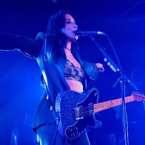 Photos: Michelle Branch Kicks Off Sold-Out EVERYWHERE AND BACK AGAIN Tour in Seattle Photo