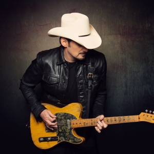 Brad Paisley to Return to Las Vegas' Encore Theater This Spring