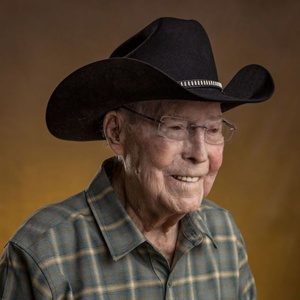 Frankie Miller, Singer of BLACKLAND FARMER, Dies at 95 Photo