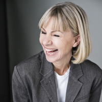 Author Kate Mosse Announces First Ever One-Woman Show In 2023 Photo