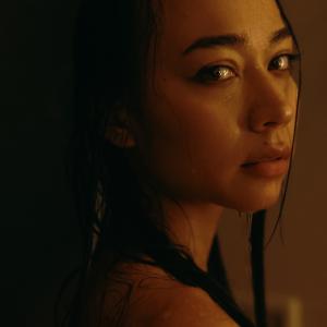 Photos: Saïna to Release HOTEL 555 EP with New Single 'Darkest Hours' Photo