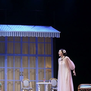 Video: Guthrie Theater Shares Performance Clip From PRIVATE LIVES Photo