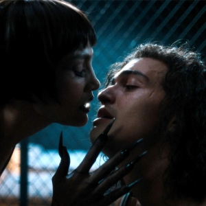 Vídeo: Tráiler de la película KISS OF THE SPIDER WOMAN, protagonizada por Jennifer Photo