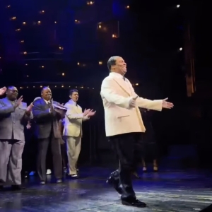 Video: Watch A WONDERFUL WORLD's First Broadway Curtain Call Photo