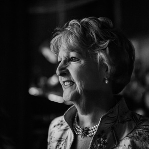 West End Theatres to Dim Lights in Honour of Dame Penelope Keith Photo