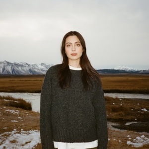 Video: Lizzy McAlpine Debuts Long-Awaited 'Older' Video Photo