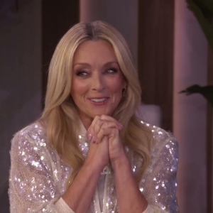 Video: Jane Krakowski Praises Joe Mantello, Talks Broadway Return in OH, MARY! Photo